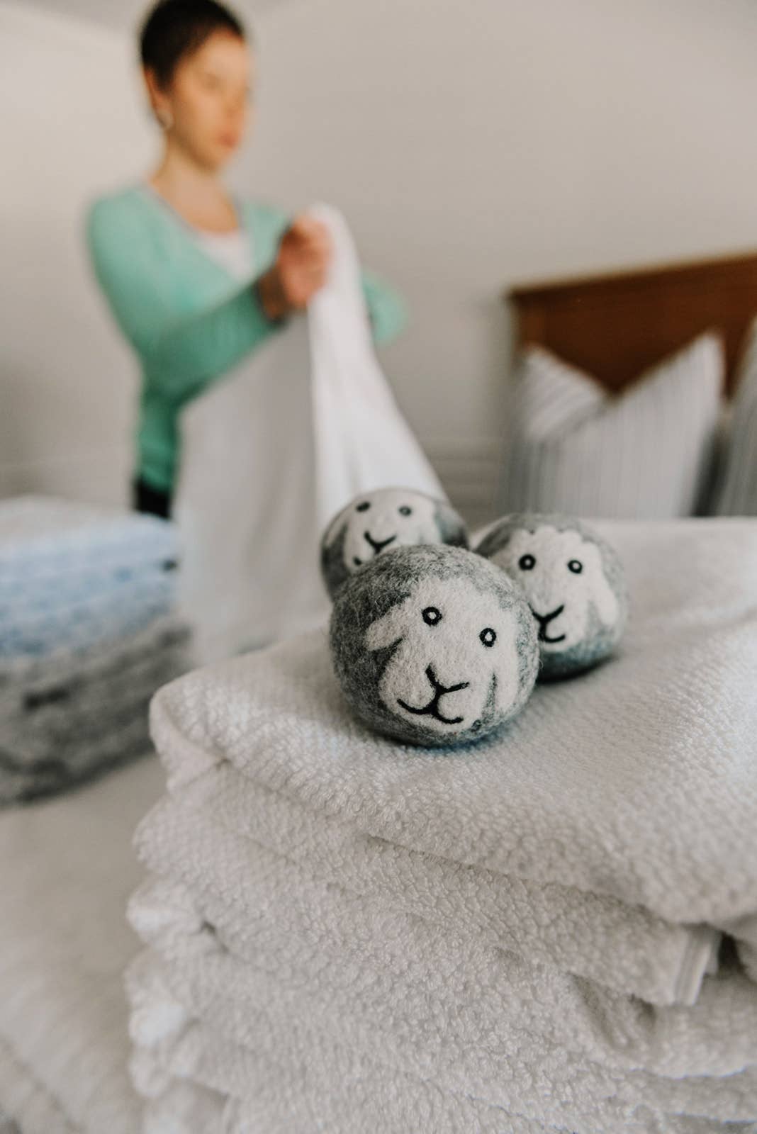 "Smiling Sheep" Hand-Felted Dryer Balls Bulk 15 balls