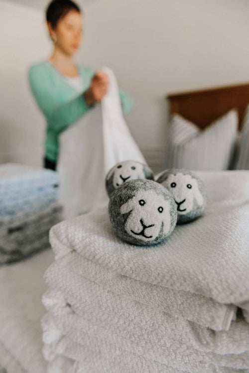 "Smiling Sheep" Hand-Felted Dryer Balls Bulk 15 balls